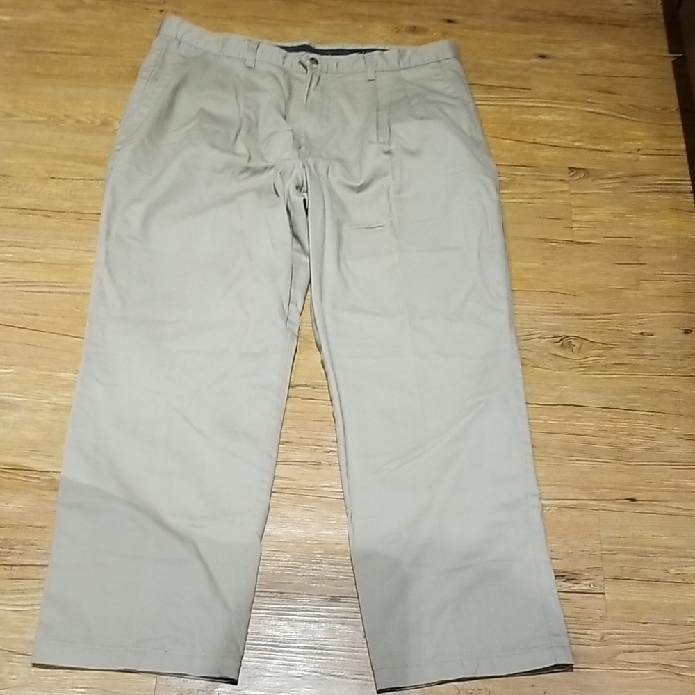 Dockers Men's Light Khaki Chinos 40x32